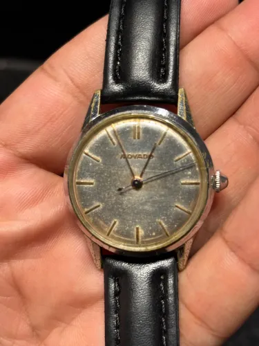 Relógio a corda suíço Movado década de 1950