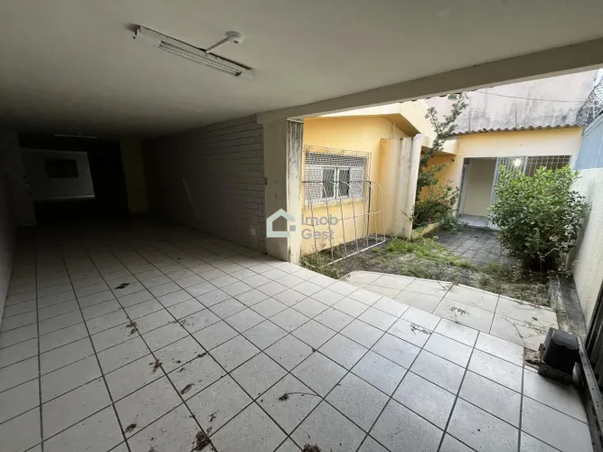 CASA COMERCIAL/RESIDENCIAL NO BARRO VERMELHO