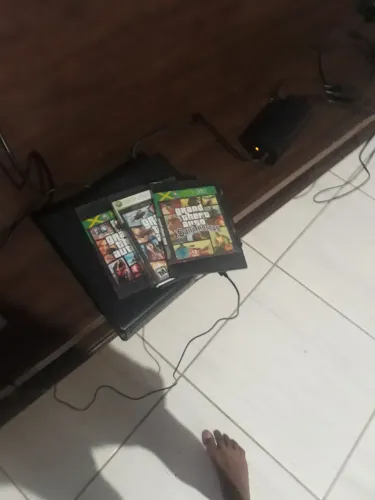 Xbox 360 Salim com GTA San Andreas, GTA 4,