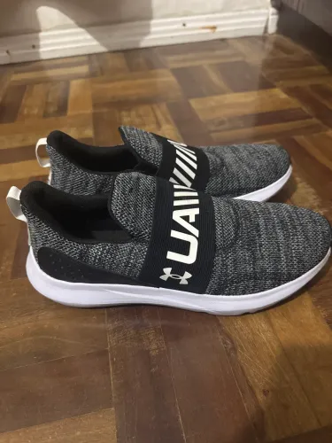 Tênis under armour 