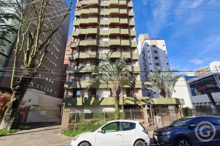 Apartamento para alugar no Centro de Florianópolis
