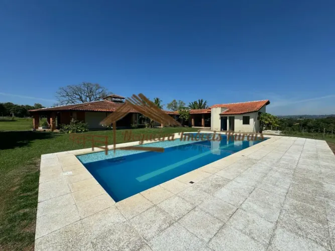 Chácara com 90.000 m², excelente lazer, casa com 4 dormitórios, área de lazer completa