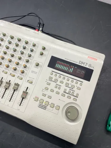 Fostex DMT-8VL gravador multipistas digital de 8 canais