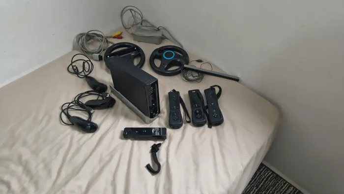 Nintendo Wii Desbloqueado + HDMI + 4 Controles, Volantes e Jogos (Retirada)