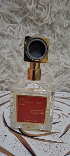 Perfume baccarat rouge 540 original !!