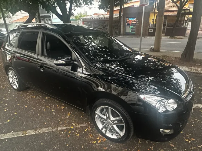 Hyundai I30CW 2.0 16V 145cv Aut. 5P 2011