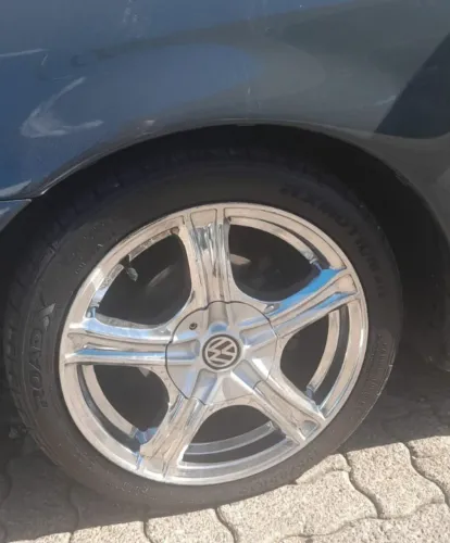 RODAS CROMADAS ARO 15 COM PNEUS