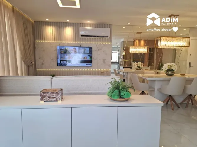 Apartamento com 3 suítes para Alugar em Itapema (Meia Praia)  145 m²