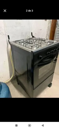 Vendo fogão 4 bocas .