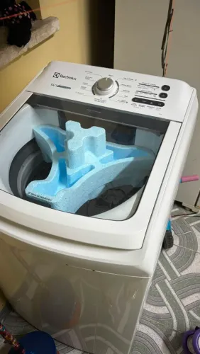 Máquina de Lavar Roupas Electrolux
