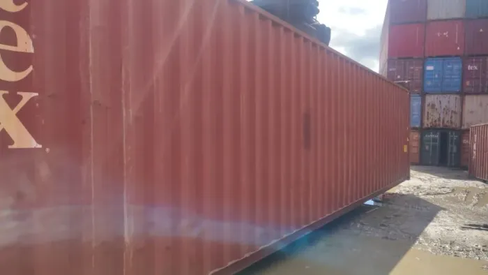 Container Marítimo Resistente - 20 e 40 Pés