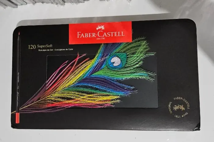 Lápis de cor Faber-Castell Super Soft 120 cores