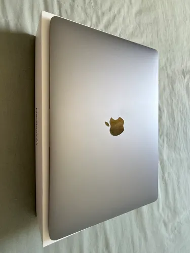 MacBook Air - 13 polegadas M1 256G