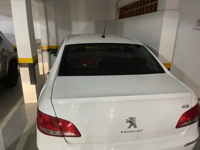 Peugeot 408 Sedan Allure 2.0 Flex 16V 4P Mec. 2012