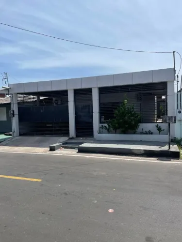 Casa com 3/4 Sendo 1 Suíte com Closet