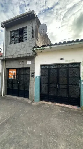 Duas casas com uma matricula, Ponta Grossa.