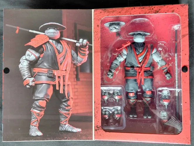 Neca - TMNT The Last Ronin Nightwatcher Donatello ( Lacrado)