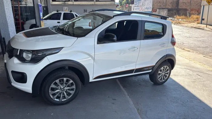 Fiat Mobi Trekking 1.0 Flex 5P 2025