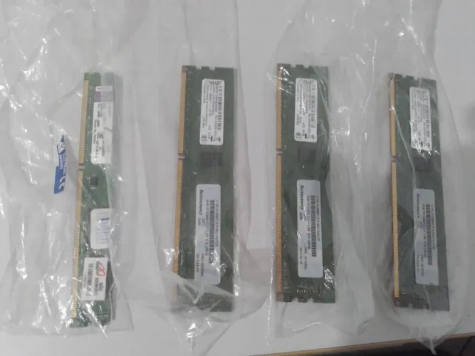 4 Memórias RAM DDR3 de 4GB