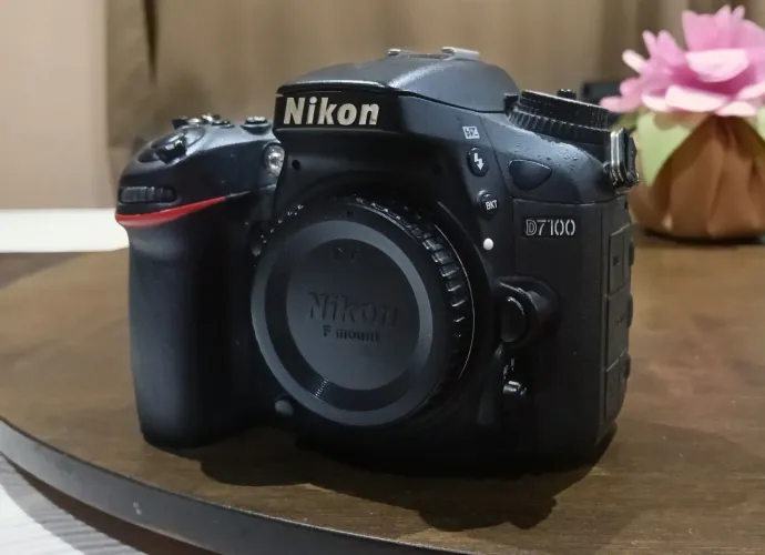 Nikon D7100 novíssima