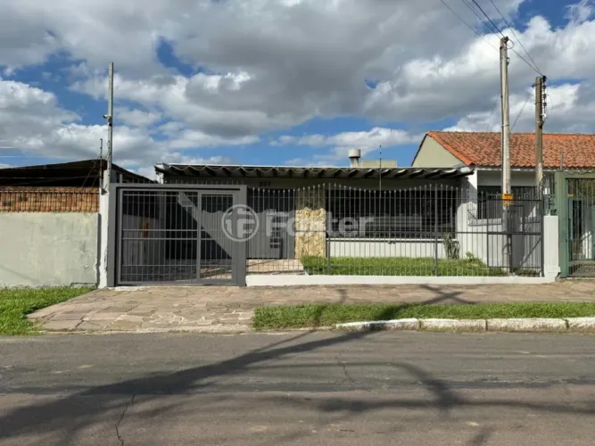 Casa à venda Avenida Assis Chateaubriand, São Sebastião - Porto Alegre