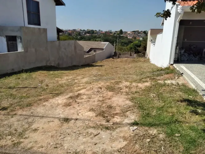 Terreno à venda em condomínio Monte Mor/SP