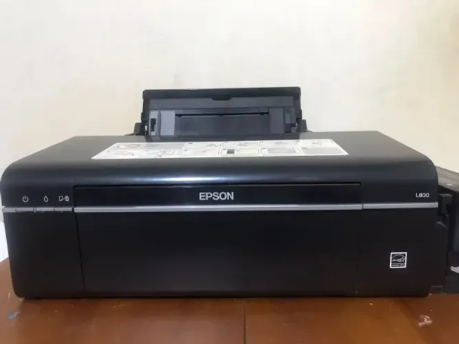 Impressora Epson L800 (Tanque de Tinta) - Para Reparo ou Peças