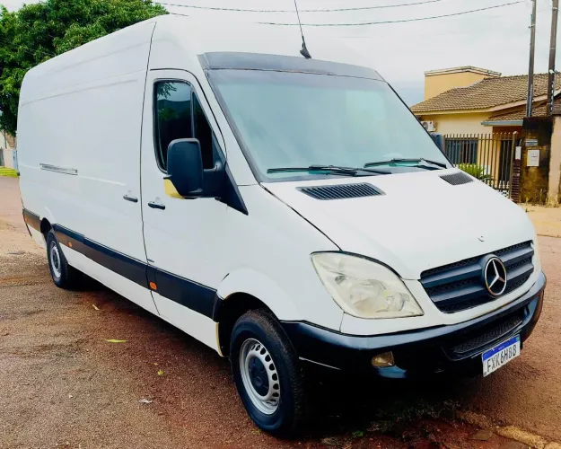 Mercedes-Benz Sprinter 311 Furgão Longo 2.2 Dies 2014