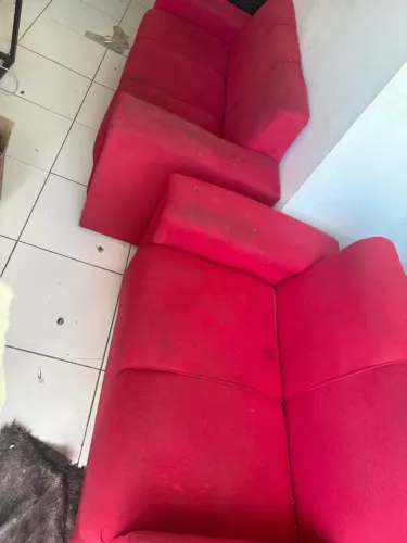 Sofá usado só lava  os dois está bom estado 