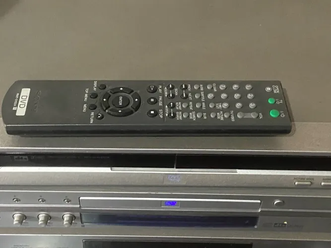 DVDs da Sony lindos e funcionando baratos!