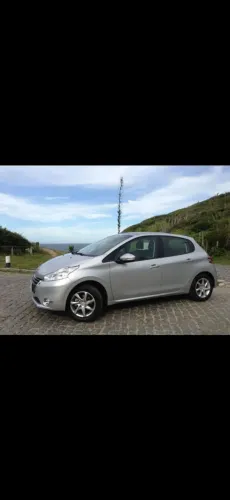 Peugeot 208 Allure 1.5 Flex 8V 5P 2016