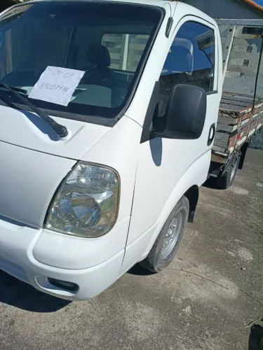 Kia Bongo K2500 2008/2009 - R$ 50.000