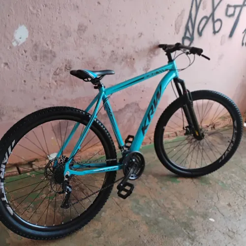 Vende-se bicicleta aro 29 krw tem só 4 mês de uso