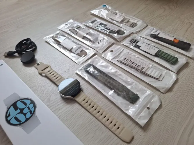 Samsung Galaxy Watch6 LTE 44mm + 8 pulseiras! Resiste Água, GPS, NFC, Wi-fi