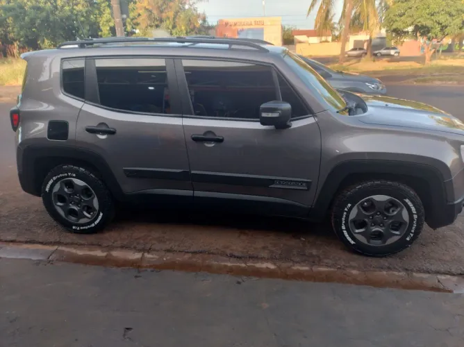 Jeep Renegade 1.8 4X2 Flex 16V Aut. 2021