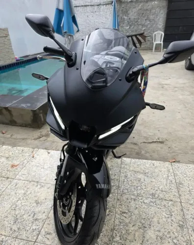 Vendo Yamaha R3 2026 quitada em dias