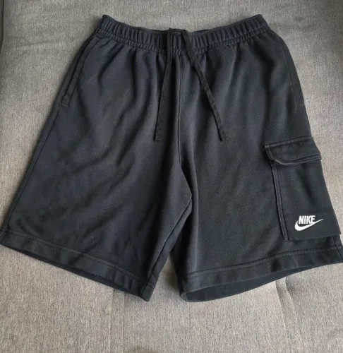 Bermuda cargo de moletom nike