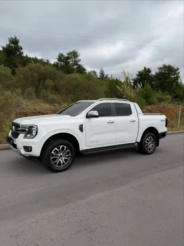 Ford Ranger Limited 3.0 V6 4X4 CD TB Die. AUT 2024