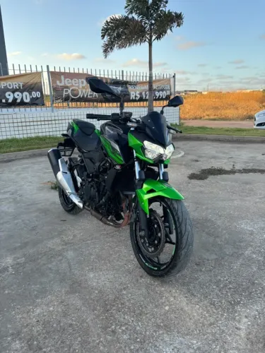 KAWASAKI Z400 2020/2020 (KM: 26.920)