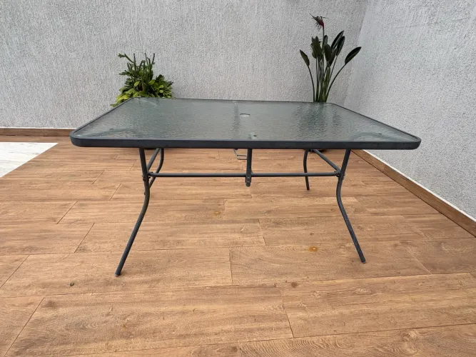 Mesa de jardim ou para área externa com 4 cadeiras