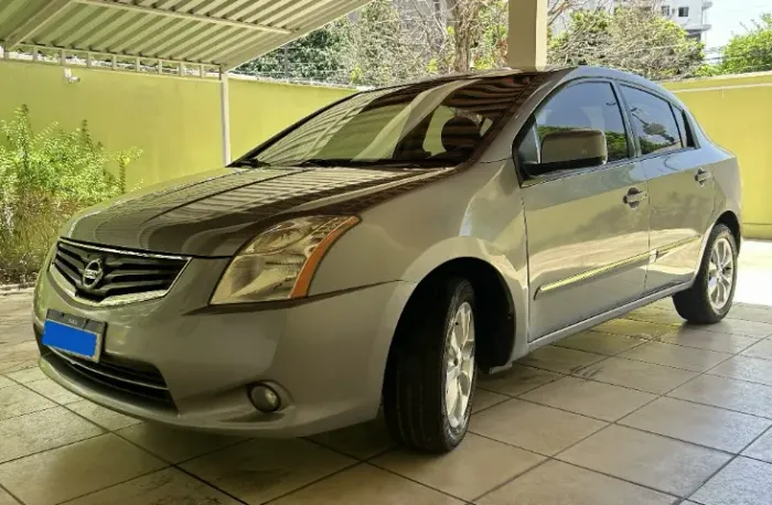 Nissan Sentra S 2.0/ 2.0 Flex Fuel 16V Aut. 2012