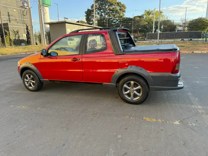 Fiat Strada Working 1.4 MPI Fire Flex 8V CD 2013