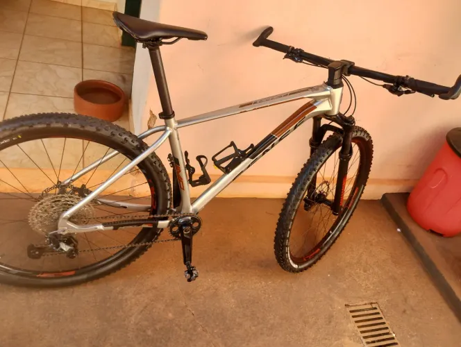 Bicicleta MTB