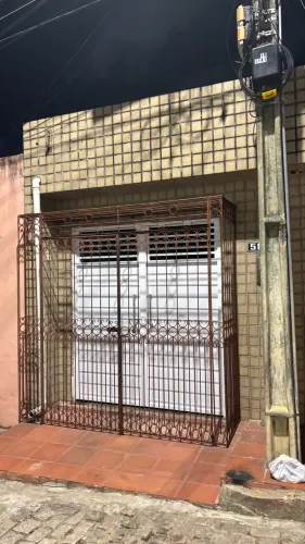 Portão de ferro