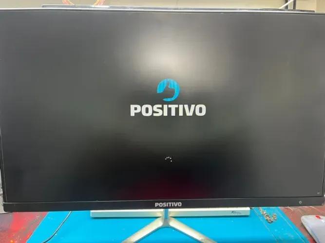 All in One Positivo Union | Intel Celeron | 4GB RAM | SSD 256GB | Tela 21,5? Fu