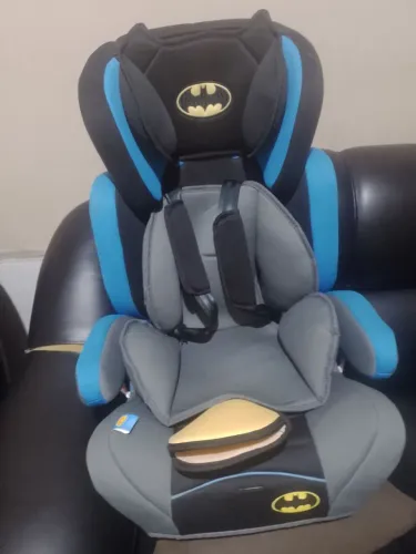 Vendo cadeirinha para bebê de carro 