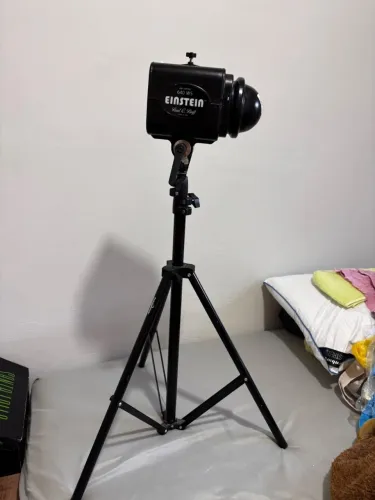 Flash Einstein E640 640Ws + Tripé + Bowens + Bolsa