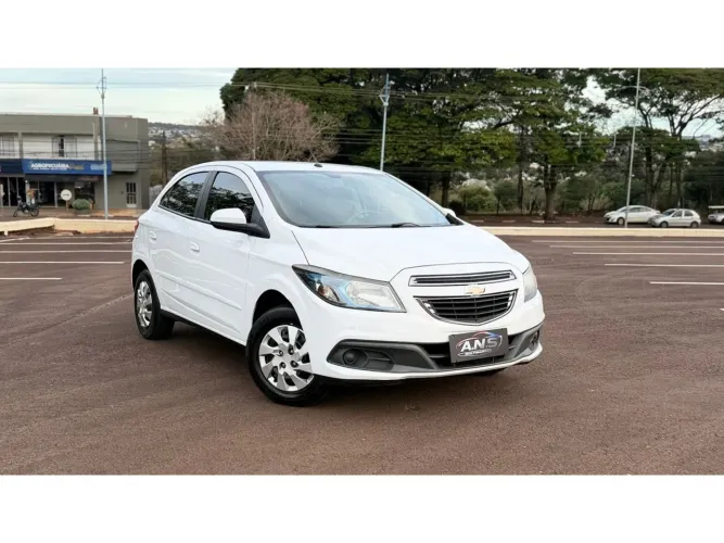 Chevrolet Onix Hatch LT 1.4 8V Flex Mec. 4P 2015