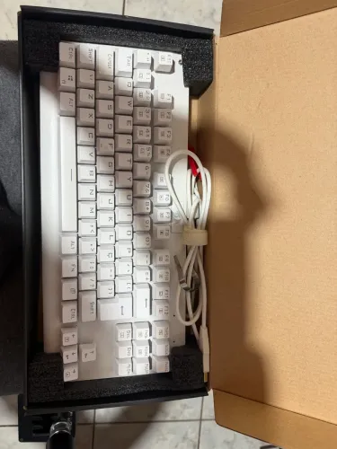 Redragon Dark Avenger Lunar White