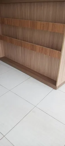 Balcão Caixa de madeira excelente